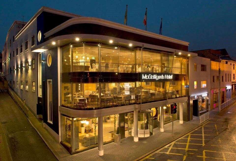 Mcgettigans Hotel レタケニー エクステリア 写真